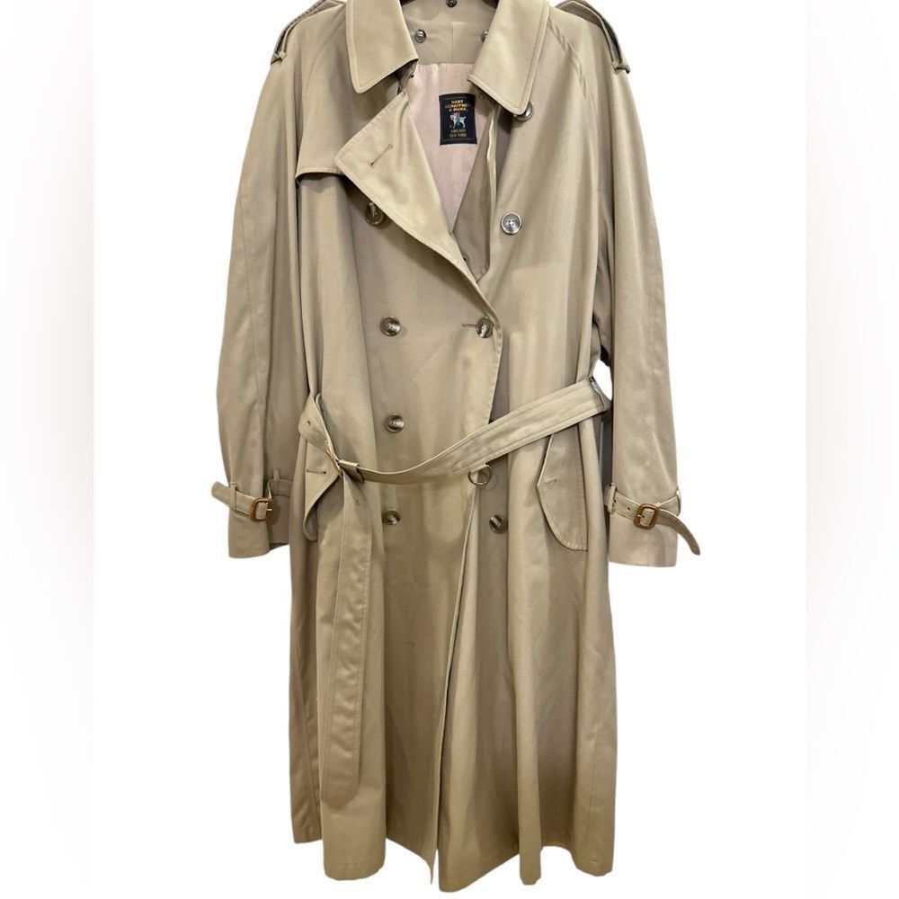 VINTAGE Hart Schaffner Marx Double-Breasted Men's Classic belted Trench 40L